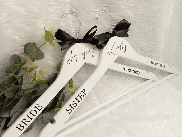 White Hanger